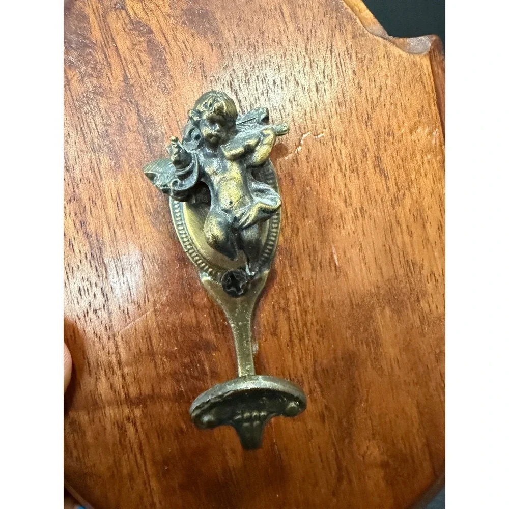 Vintage Brass Cherub Wall Hook Plaque Violin Angel Key Hanger Hollywood Regency